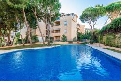 Elviria beach front apartment Images