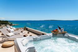 Villa Natura luxury apartments Images