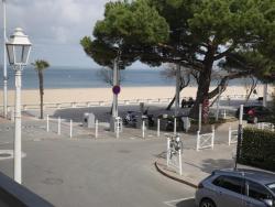 Studio Arcachon vue mer en hyper centre Images