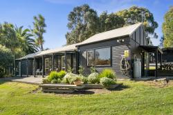 The Bunkhouse - The Lodge Te Horo Images