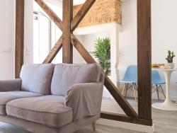 Liberdade stylish apt with balcony Images