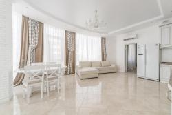 Gagarin Plaza Panoramic Sea View Apartment Images