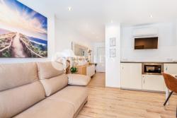 Modern 1 BR apartement in very center of Marbella. Images