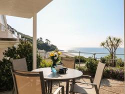 Apartment 2 - Mount Brioni Images