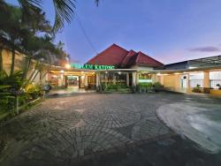 Ndalem Katong Guest House Ponorogo Images