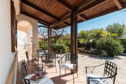 Villetta Bartucci con giardino by Wonderful Italy Images