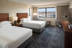 Sheraton Hartford Hotel at Bradley Airport Images