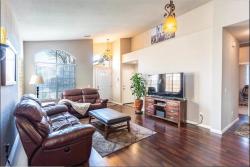 Cozy Home in the Heart of Elk Grove Images