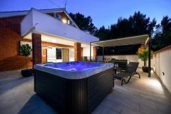 Villa Kate Images