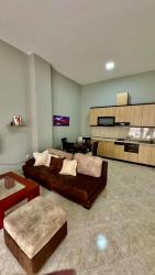 Eno’s Apartment 3 Images