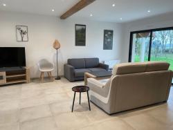 Gîte de charme près du Mans, tout équipé avec espace extérieur, garage, et confort moderne - FR-1-410-385 Images