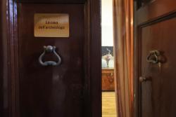 La casa dell'archeologo Images