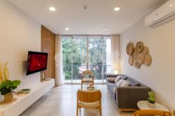 Modern Apartment 600m Away From Shopping Del Sol Images