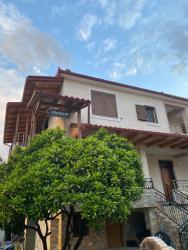 Villa Berat Images