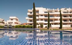 Apartamento con jardín y piscina en Jardines de Montesolana Images
