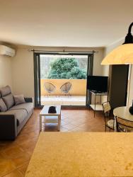Appartement tout confort avec clim et terrasse Images
