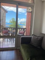 Apartment Holiday Images