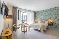Cervantes Suites by Helo Images