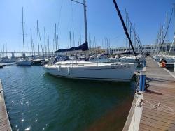 Be Local - Sleep aboard a sailing boat in Lisbon Images