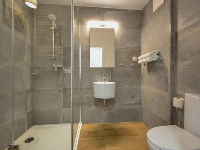 Modern Apartment Wenecjańska Images_4