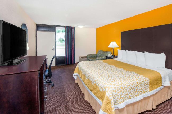 Days Inn by Wyndham Calvert City - Paducah East Images_5