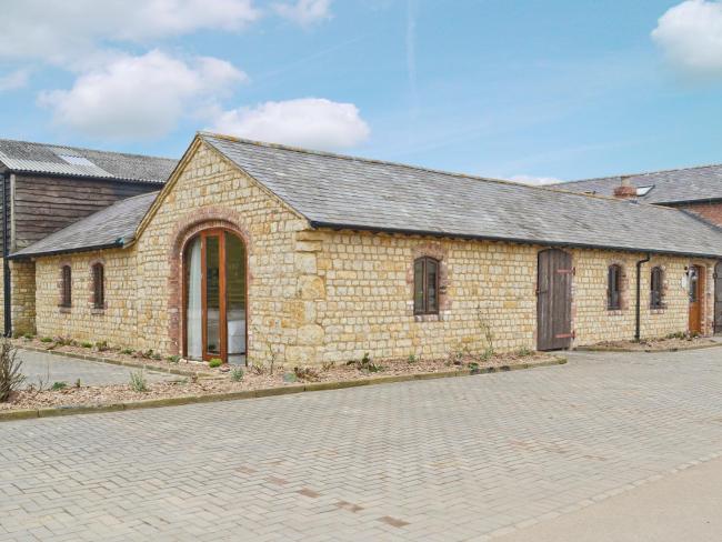 Weasels Way Images_1