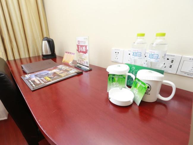 GreenTree Inn AnHui LiuAn Railway East Station Passenger Station Express Hotel Images_5