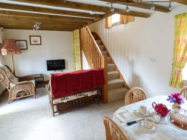The Byre, Chesterfield Images_1