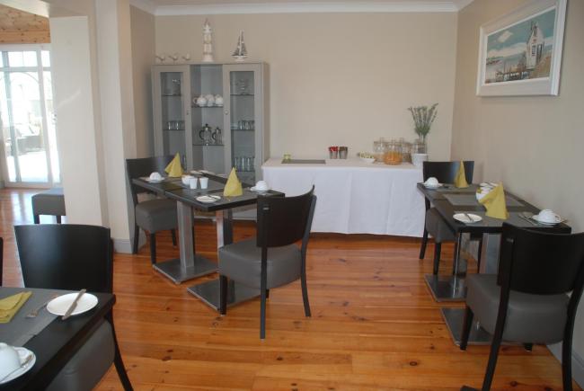 Tuskar House by the Sea Images_5