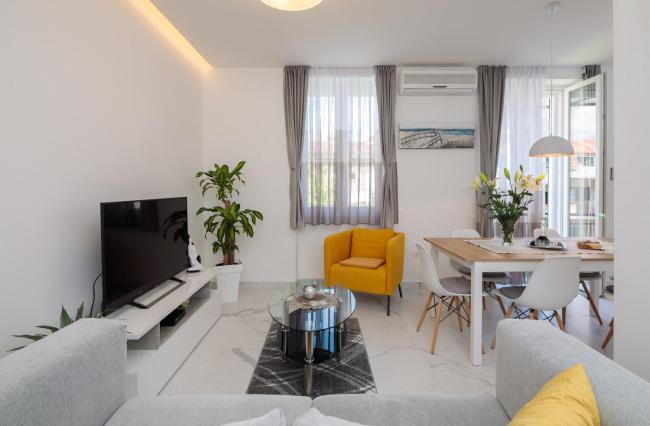 Allura Split -City Center- Images_2