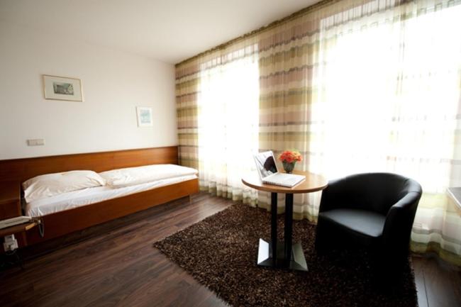 Classic Hotel Kaarst Images_4