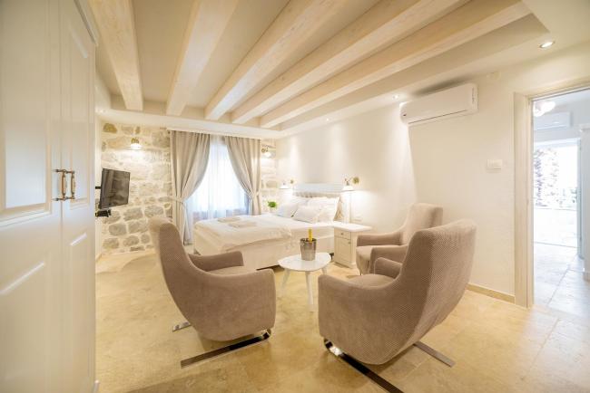 Conte Hotel & Restaurant Images_3