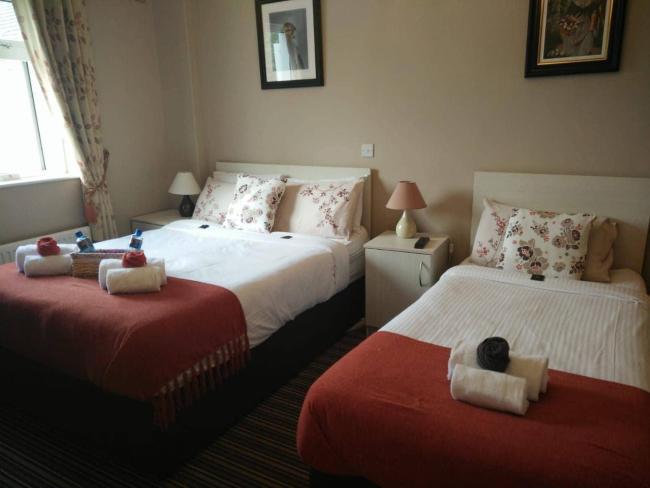 Cherry Tree Accommodation Images_5