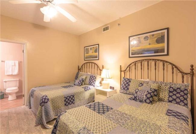 Phoenix V 1513 Condo Images_4