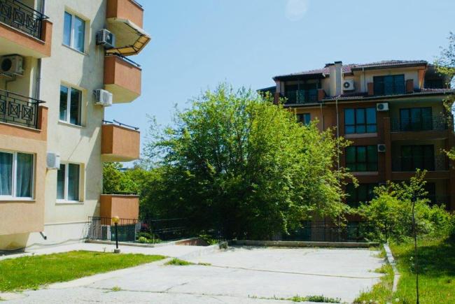 Apartment in Golden sands with swimming pool Images_5