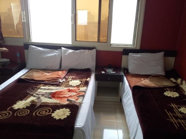 Isis Hostel 2 Images_4