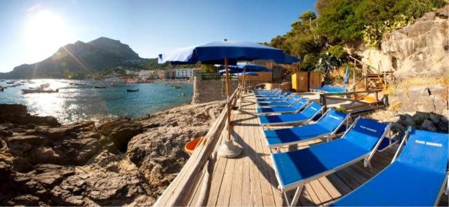 Sirenuse Villa Sleeps 6 Pool Air Con WiFi Images_4