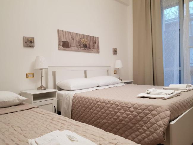 INTERNO DIECI Images_2