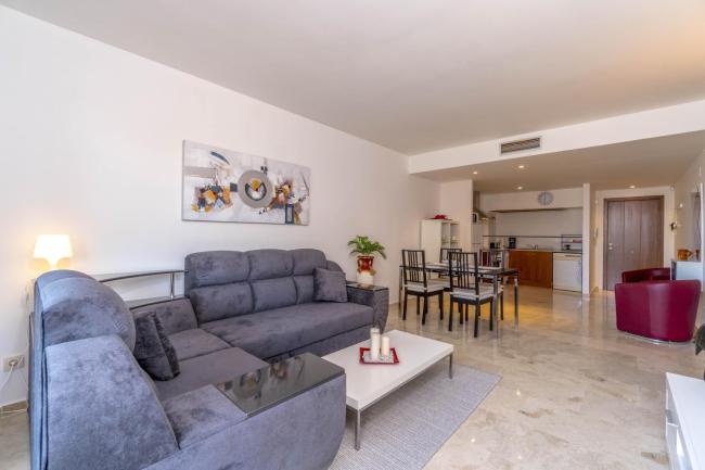 Punta Prima Apartment Sleeps 4 Pool WiFi Images_2