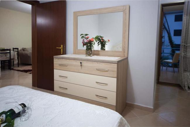 Irene's Luxury Apartment Images_5