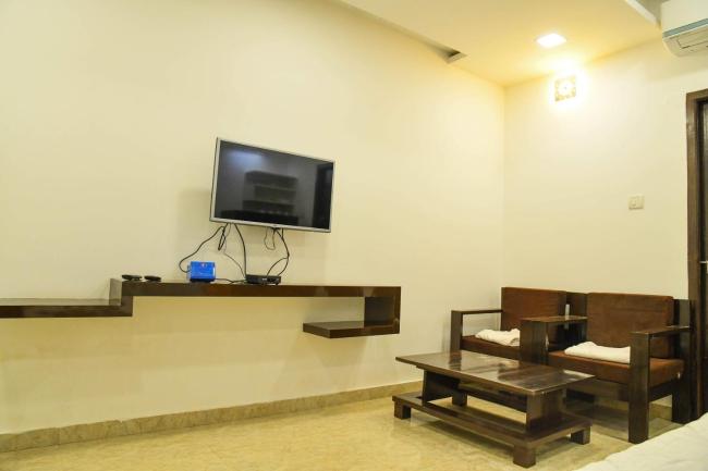 SAVITA LODGING Images_5