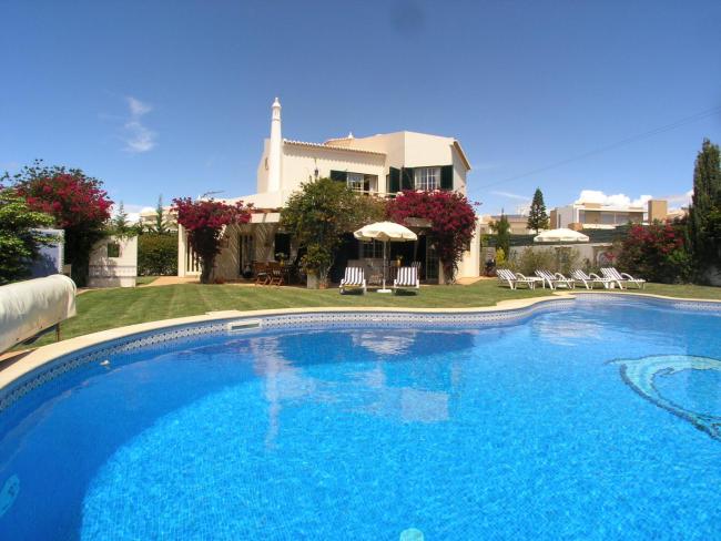 Gale de Cima Villa Sleeps 8 Pool WiFi Images_5