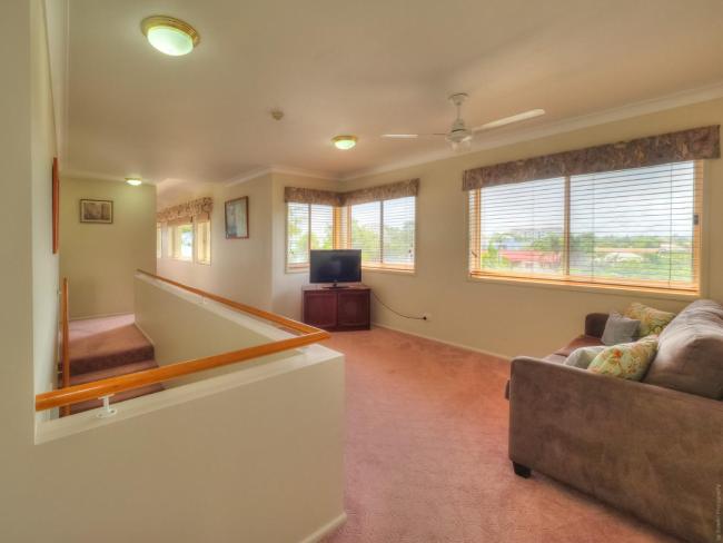 Charlton Apartments on the Esplanade Images_4