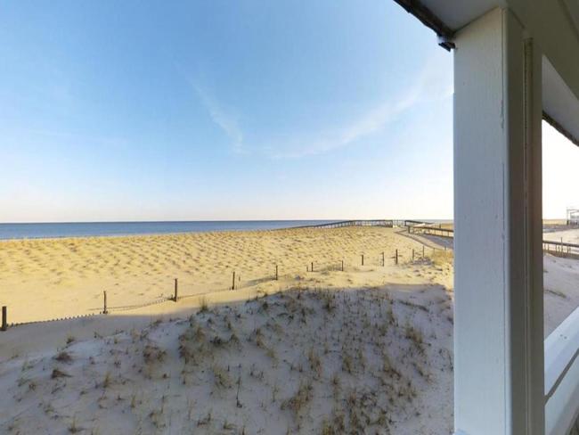 Brighton Beach Ocean Front Home. Two (2) Master Suites,Elevator and Great views from all rooms. 41650 Images_5