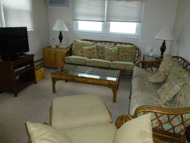 Ocean side Duplex 2nd floor 140116 Images_3