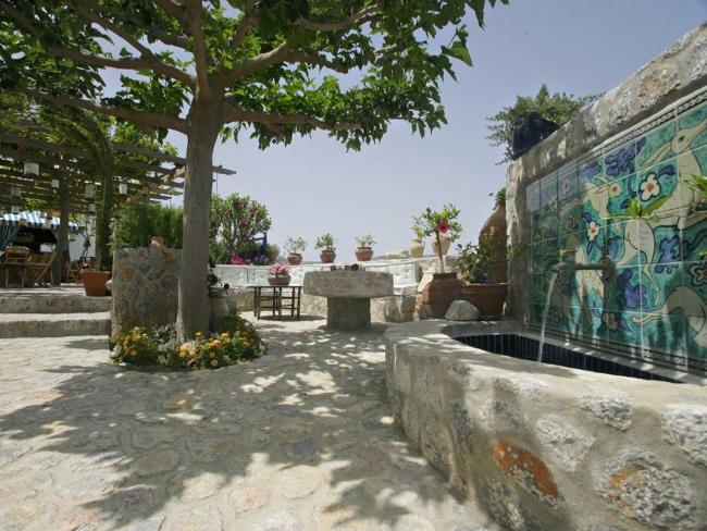 Welcome to Melenos. The most authentic hotel in Rhodes Images_4
