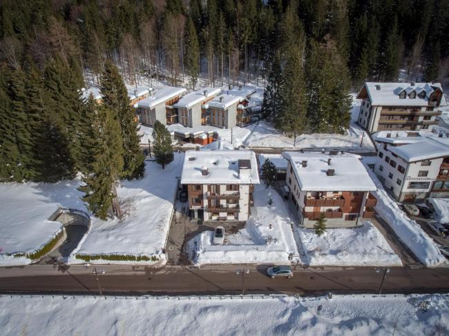 Garnì BUCANEVE Bed & Breakfast Images_1