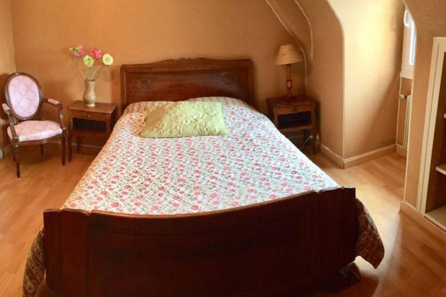 Large peaceful home within walking distance to the beach Images_5