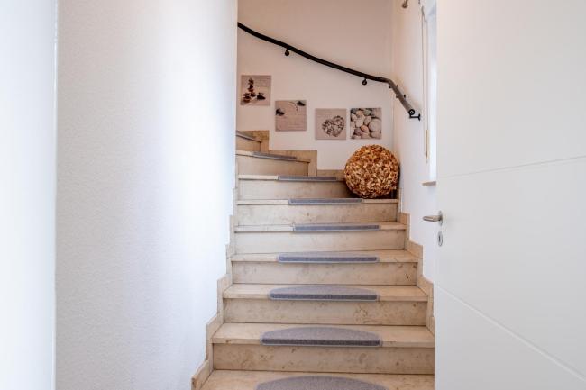 Helles Appartement mit eigenem Stellplatz Images_4