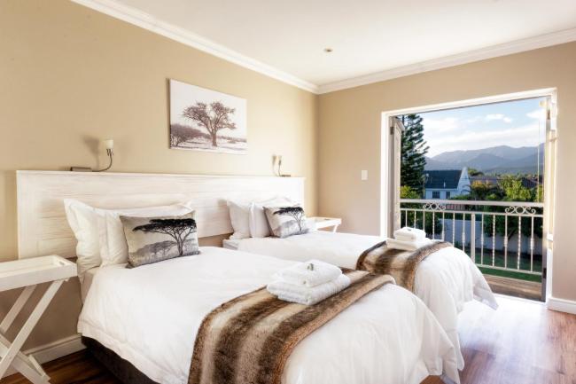 61 Longbridge on Kingswood Golf Estate Images_3